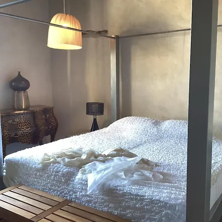 Ferme La Roberte Bed & Breakfast